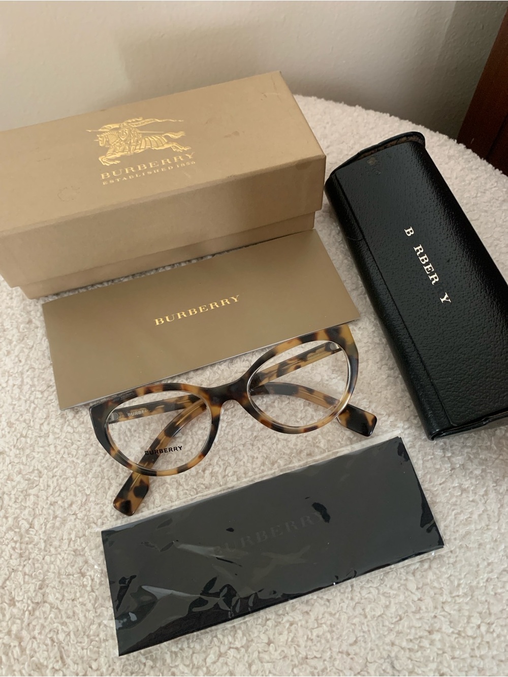 Burberry Tortoiseshell Round Optical Glasses - Brown & Black